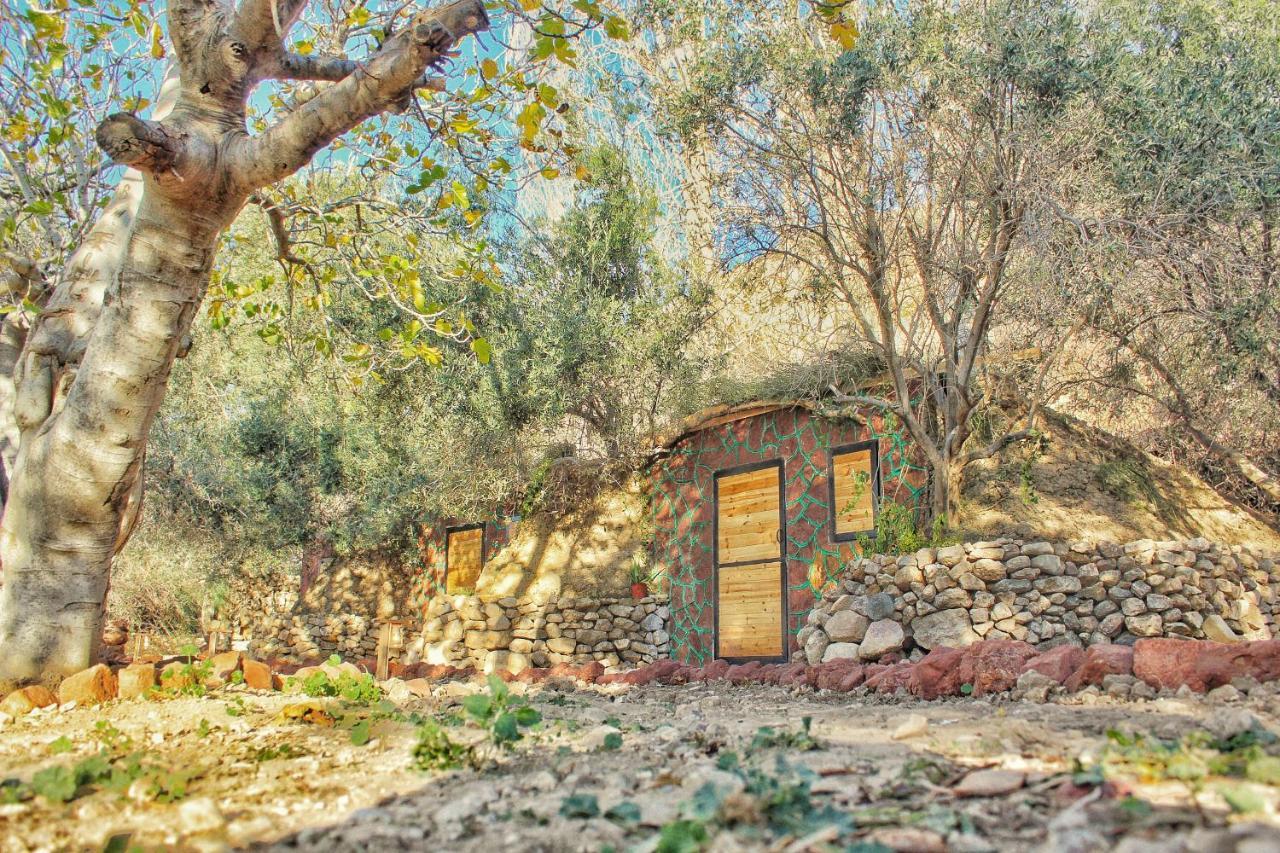 Hobbit Village Dana Exteriör bild